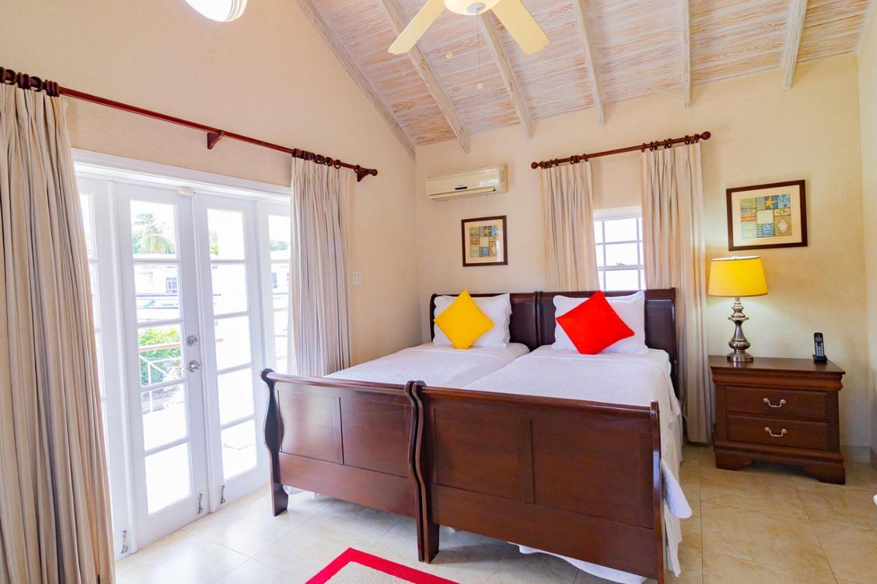 Bianca Bay 3 Bedroom West Coast Beach Front Villa Saint James Kültér fotó